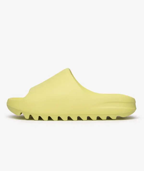 Yeezy Slide Glow